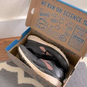 Women’s Brooks Adrenaline GTS 20